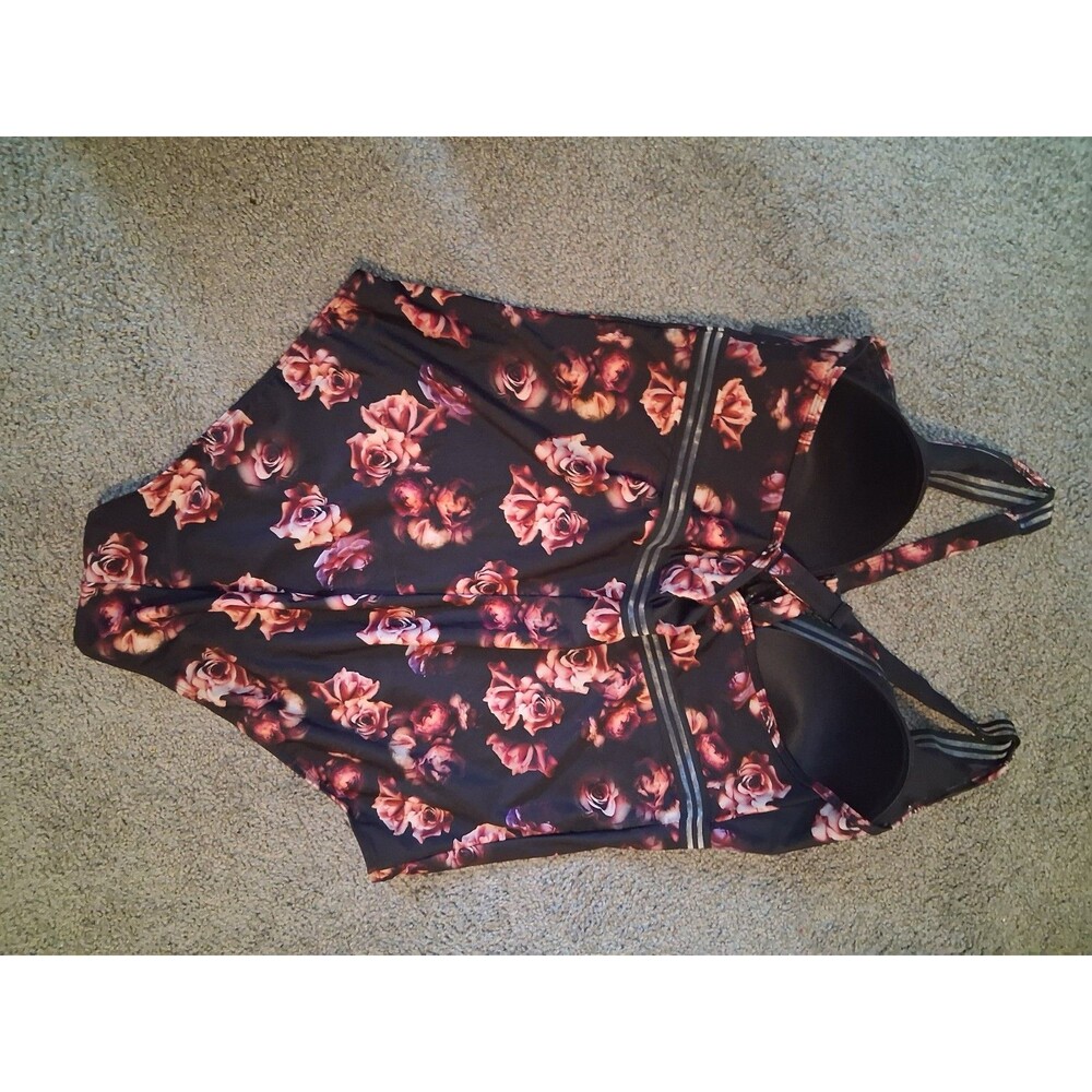 torrid 1 piece triangle mesh swimsuit new with tags size 4 size 26 size 4x - Picture 4 of 7